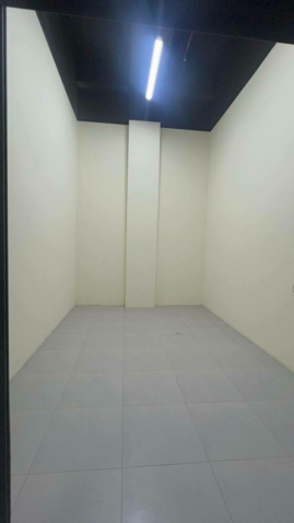 Срочно продается магазин в Торговом центре "STROYMART"