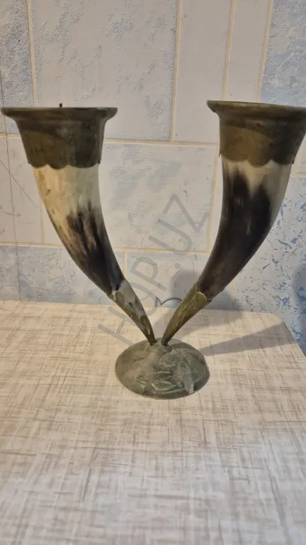 Продам подсвечник