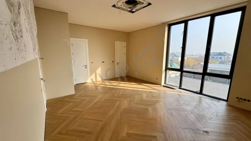 Никитина. продается Коттедж. 3 уровнч 340м²
