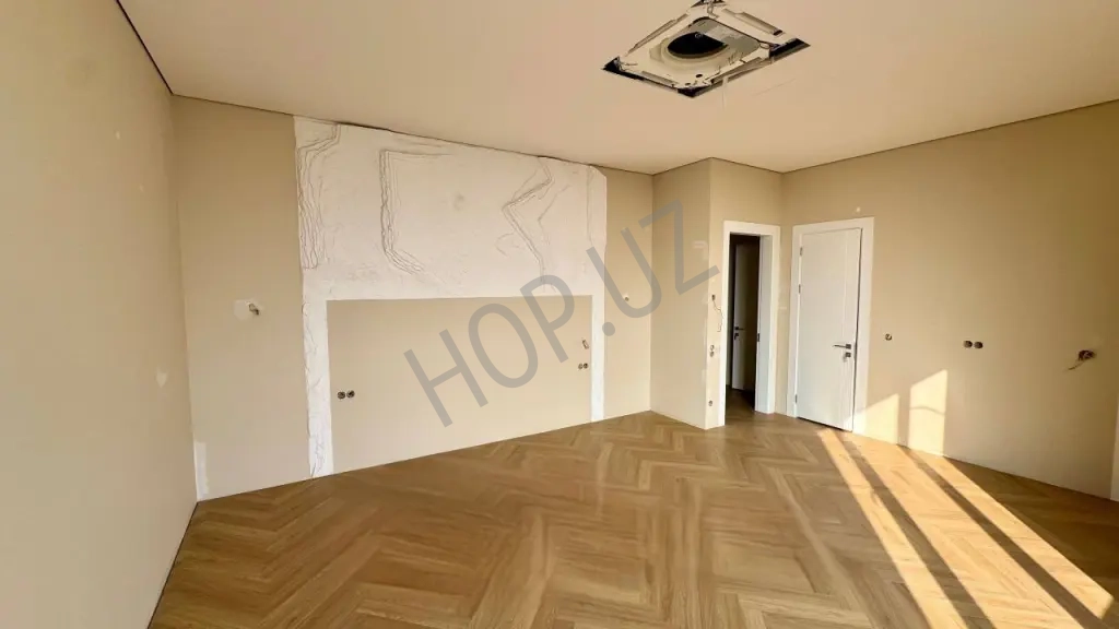 Никитина. продается Коттедж. 3 уровнч 340м²