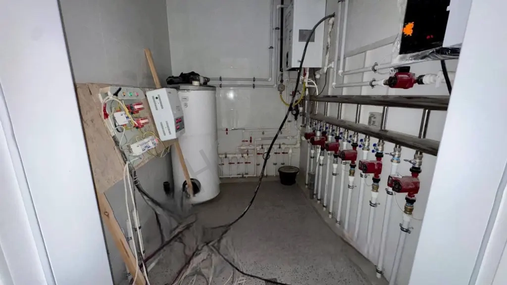 Никитина. продается Коттедж. 3 уровнч 340м²