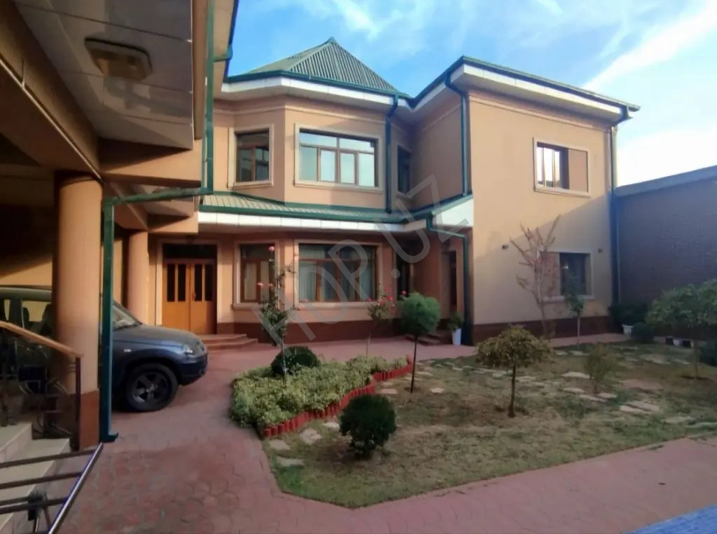 Мирзо Улугбекский р-он Дархан. продается Дом 2 уровня.520м²