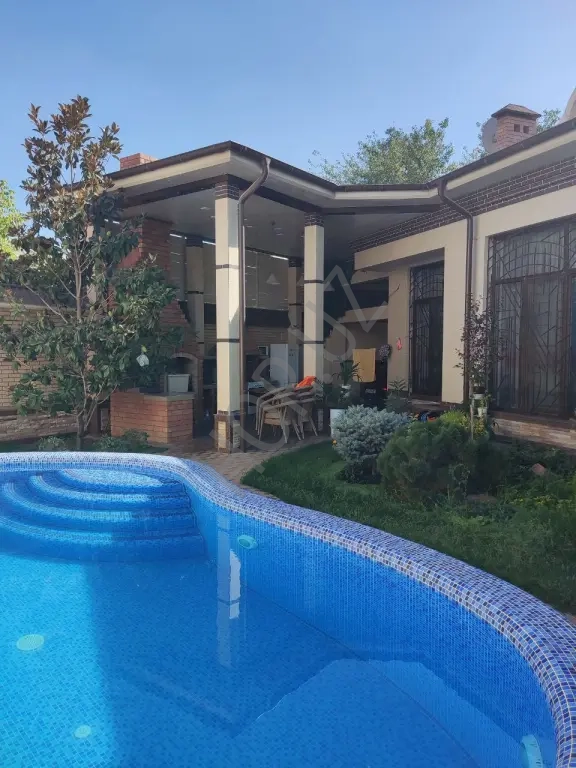 БИЙ Чайхона Салом. продается классный дом. 170м² 3,87 соток.