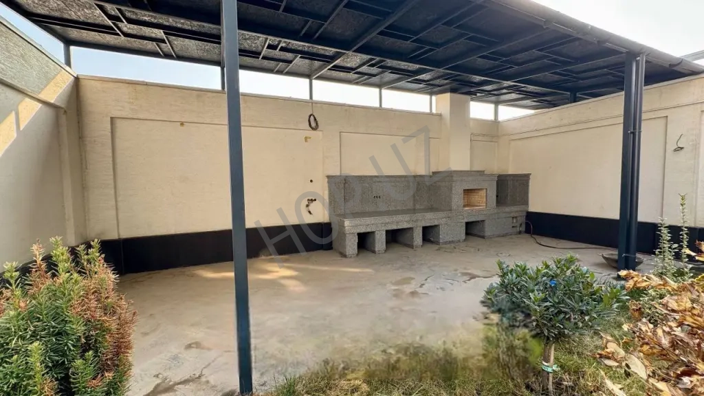 Никитина. продается Коттедж. 3 уровнч 340м²