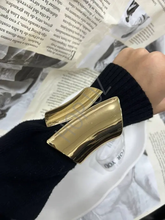 Массивные браслеты