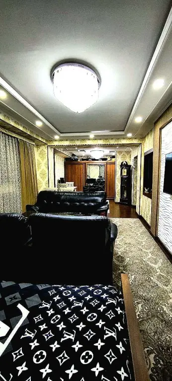 Дархан. 3/2/18 80м² Хамид Алимджана.