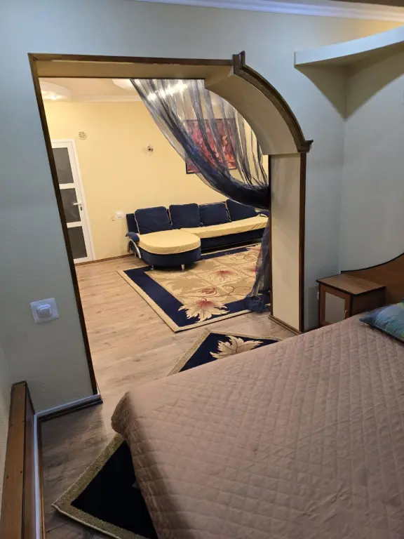 Аренда квартиры Мирабадский район метро Космонавтов 1в2/4/7 69м²