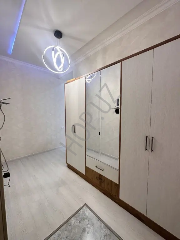 Мирзо Улугбекский р-он ул. Темур Малик Ялангач. Эко базар. 3/4/6 78м²