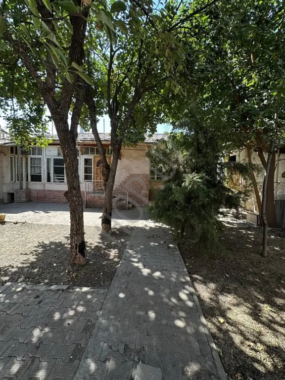 Юнусабад ул. Шахристанская. Участок под строительство. 3,7 соток.