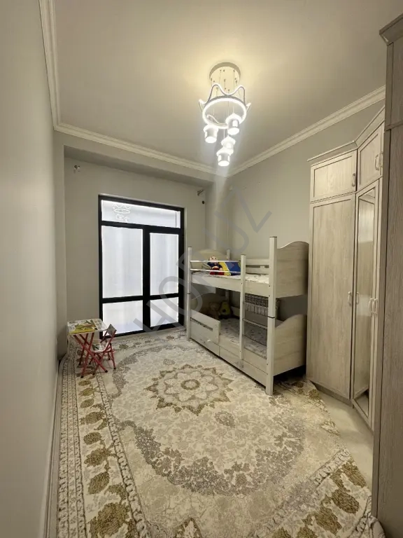 Мирзо Улугбекский р-он ул. Темур Малик Ялангач. Эко базар. 3/4/6 78м²