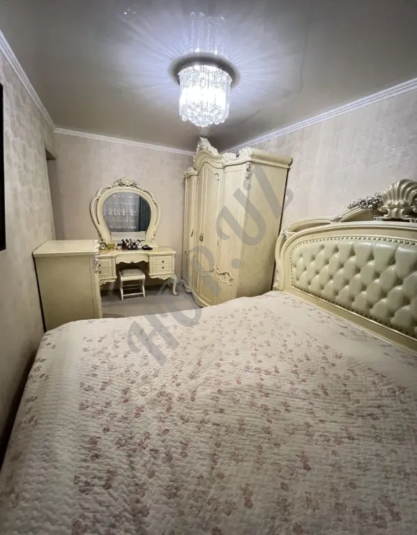 Мирзо Улугбекский р-он Буз-2 4/2/4 78м²