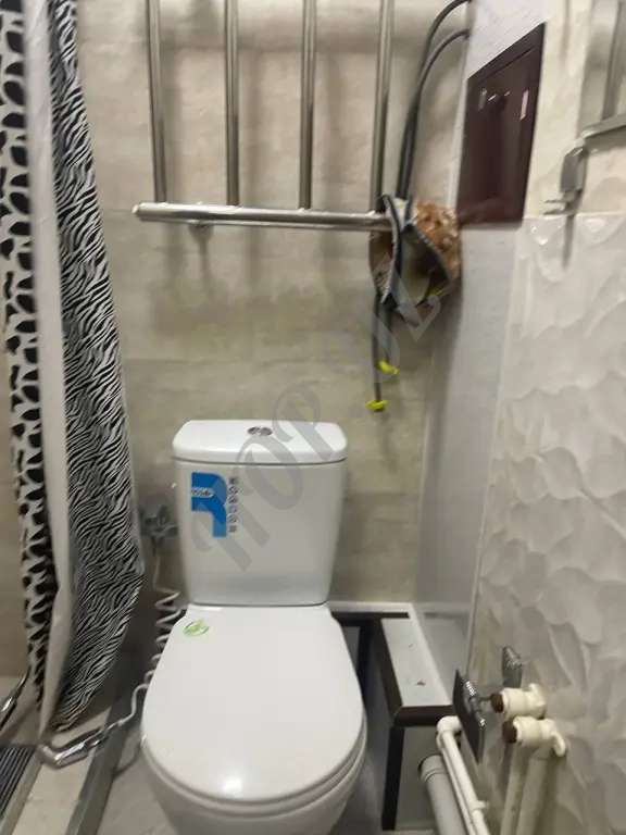 Мирзо Улугбекский р-он Академ городок. 1/2/4 28м²