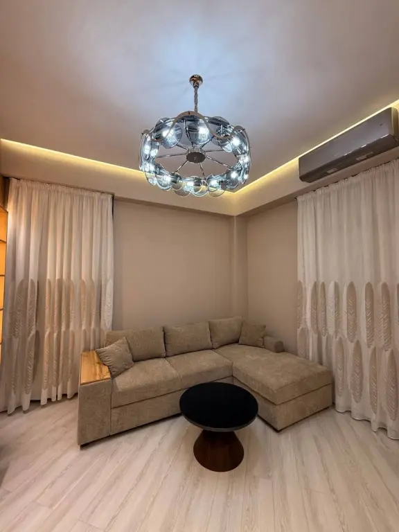 Аренда квартиры. Дархан Авеню 3/3/13 65м²