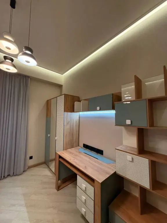 Аренда квартиры. Дархан Авеню 3/3/13 65м²