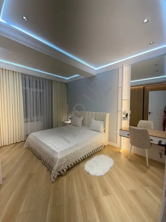 Паркентский. 4/13/15. 90м². Новостройка