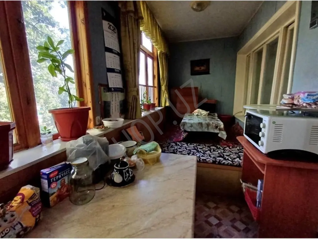 Феруза Гинекология 4/4/4 82м2 Кирпич