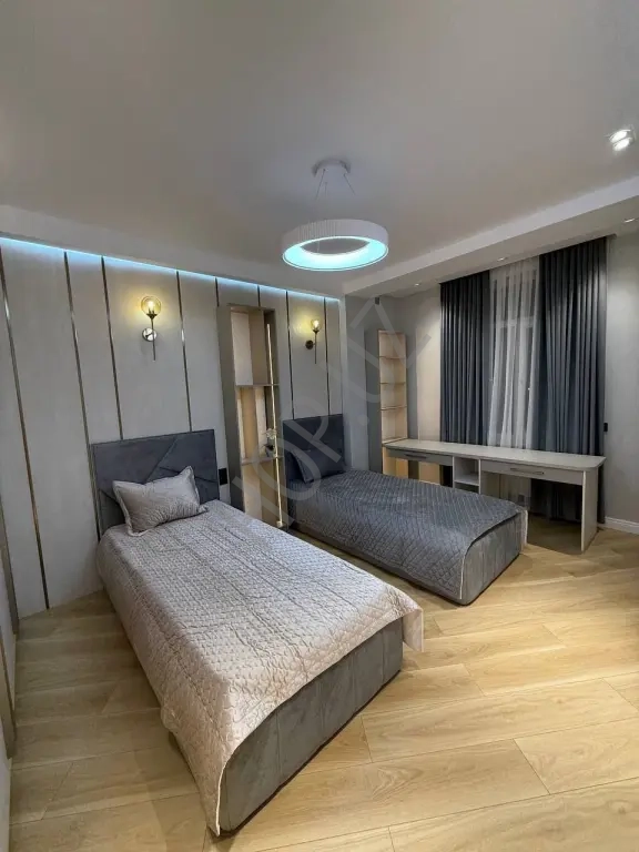 Паркентский. 4/13/15. 90м². Новостройка