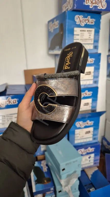 шикарная кожаная обувь