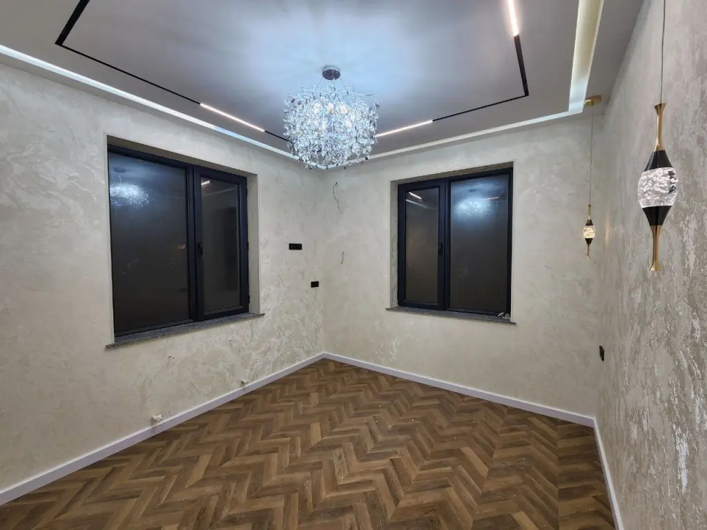 Яшнабадский район Авиасозлар Лисунова 45м² 2/2/3. новостройка.