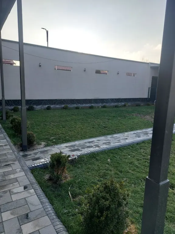 Продается Дом 200м². Мирзо Улугбекский р-он Геофизика махалля Заковат. 6 соток.