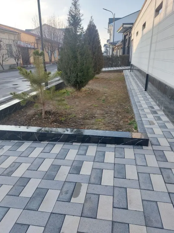 Продается Дом 200м². Мирзо Улугбекский р-он Геофизика махалля Заковат. 6 соток.