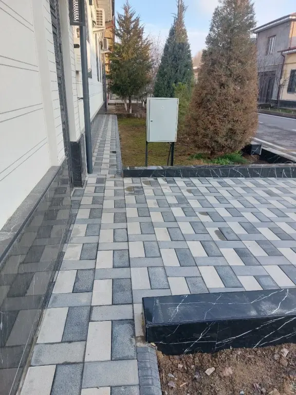 Продается Дом 200м². Мирзо Улугбекский р-он Геофизика махалля Заковат. 6 соток.