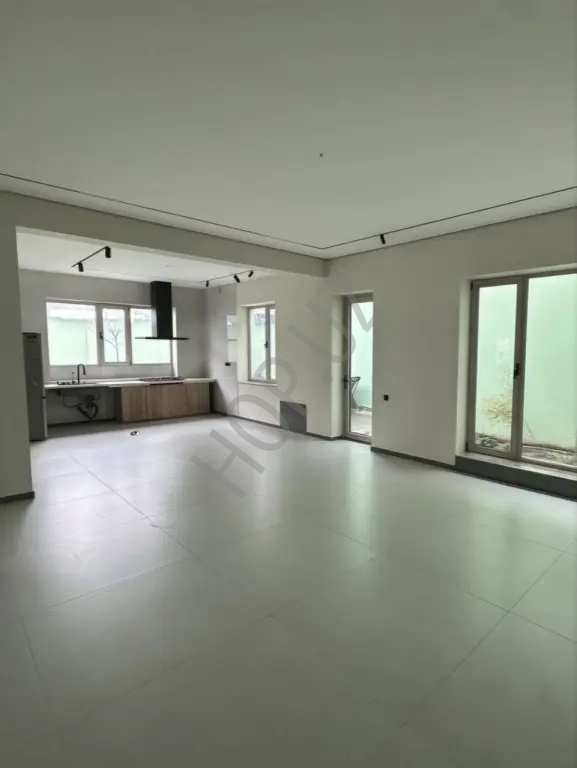 Мирзо Улугбекский р-он БИЙ Сайрам. 380м²