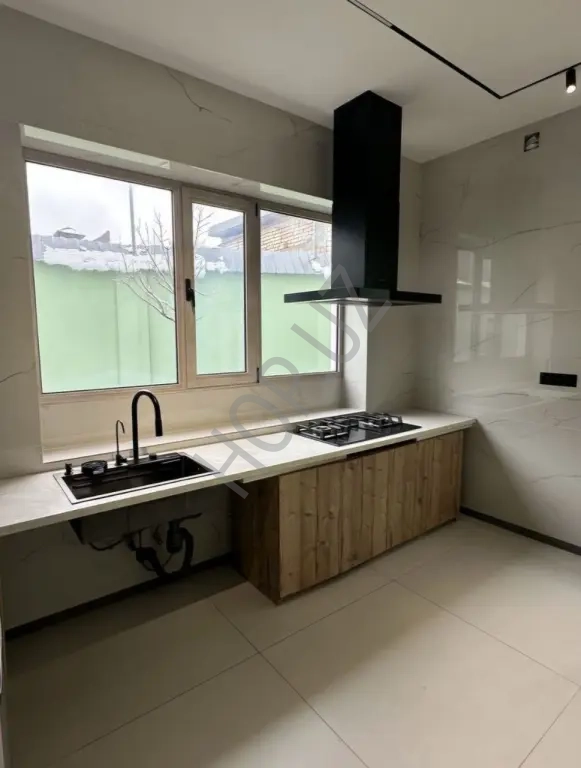 Мирзо Улугбекский р-он БИЙ Сайрам. 380м²