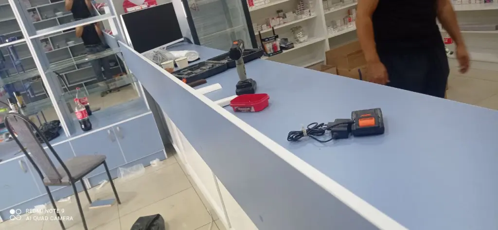 Изготовление офисной и торговой мебели в рассрочку