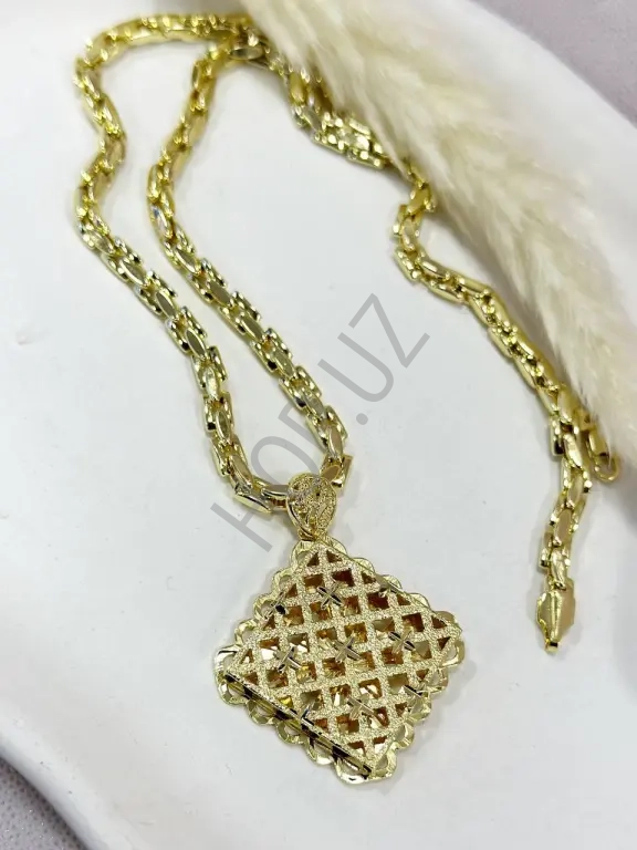 Красивая бижутерия — идеальный подарок