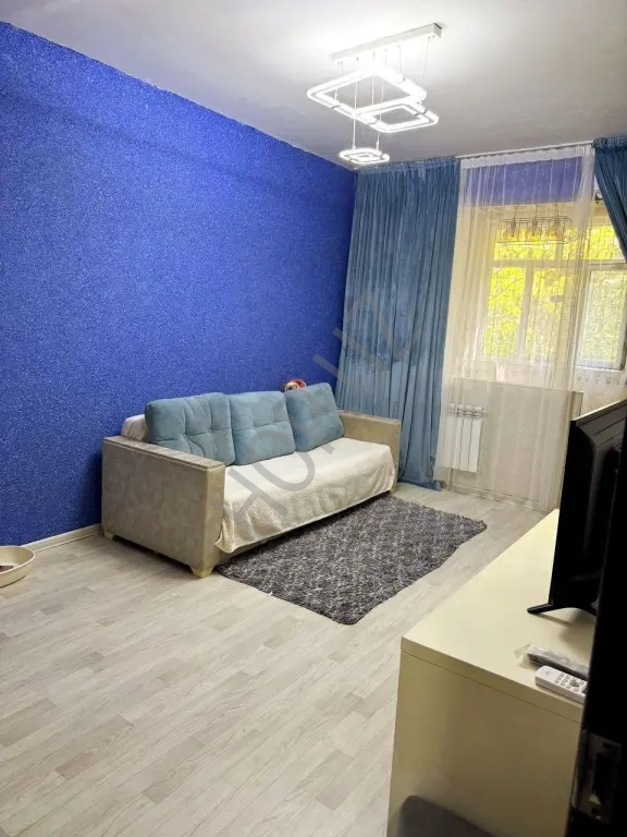 Феруза Эко базар. 2/1/4 47м²