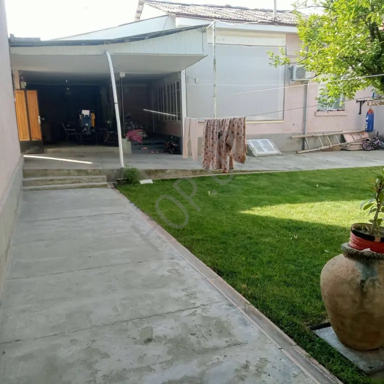 Юнусабад Шахристанская. Участок 4.52 соток. с домом. 93м² 6 комнат.