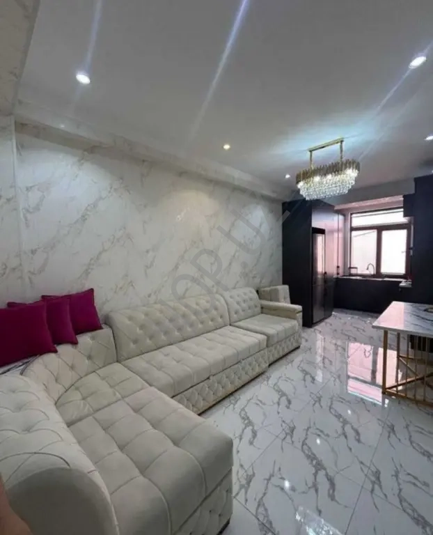 Яккасарайский район Саламатина новостройка. 2/2/8 60м²