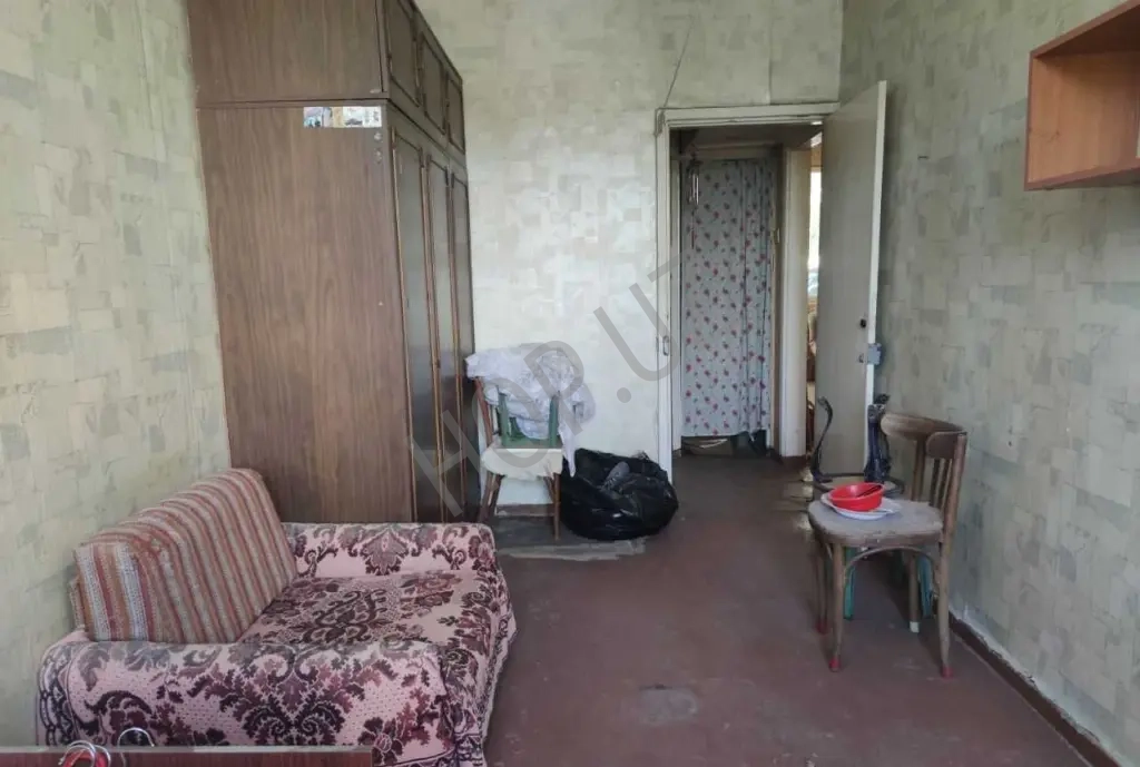 Бий Художники. 2/5/5 48 м2 Французская школа.