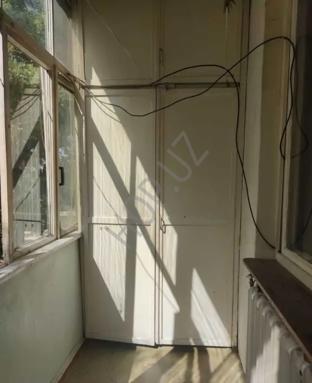 Бий Художники. 2/5/5 48 м2 Французская школа.