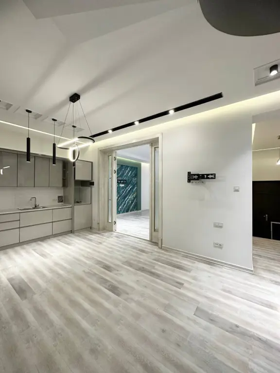 Продается Дом 3 уровня 6 комнат. 200м². 1,5 соток