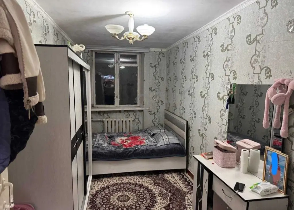 Ташсельмаш 22 военный городок. 2/2/4 56 м² Кирпич