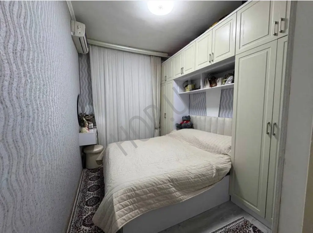 Яшнабадский р-он Шастри. 2/1/4 42 м² Кирпич.