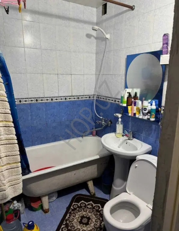 Ташсельмаш 22 военный городок. 2/2/4 56 м² Кирпич