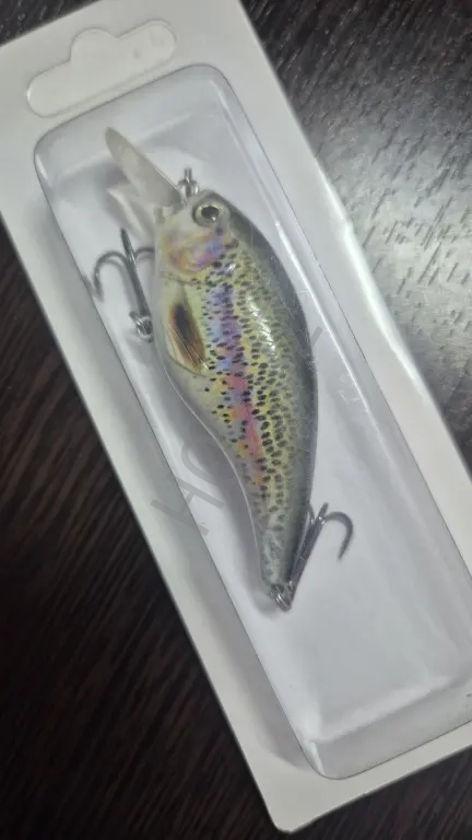 Продаю воблер для рыбалки