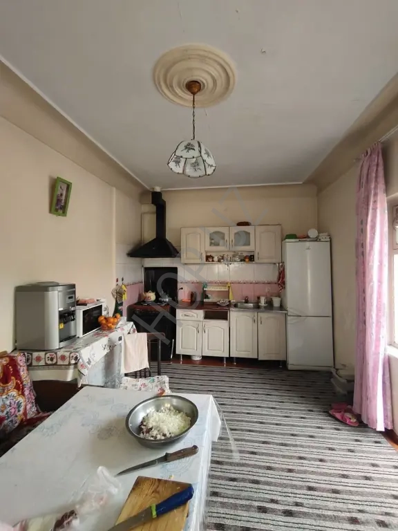 продается Участок с Домом 6.89 соток.