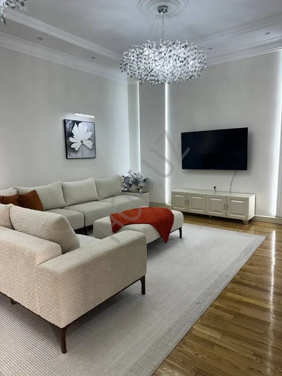 Никитина. продается Дом 340м². 5 соток. 5 комнат.