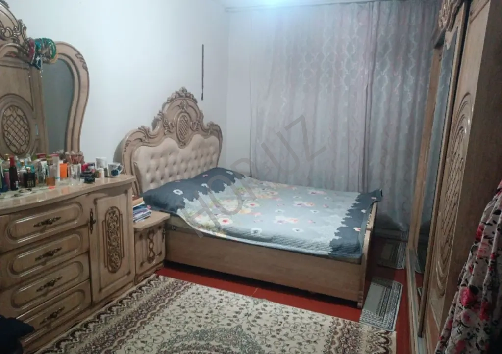 Мирзо Улугбекский р-он Ттз-2 4/1/4 80м²