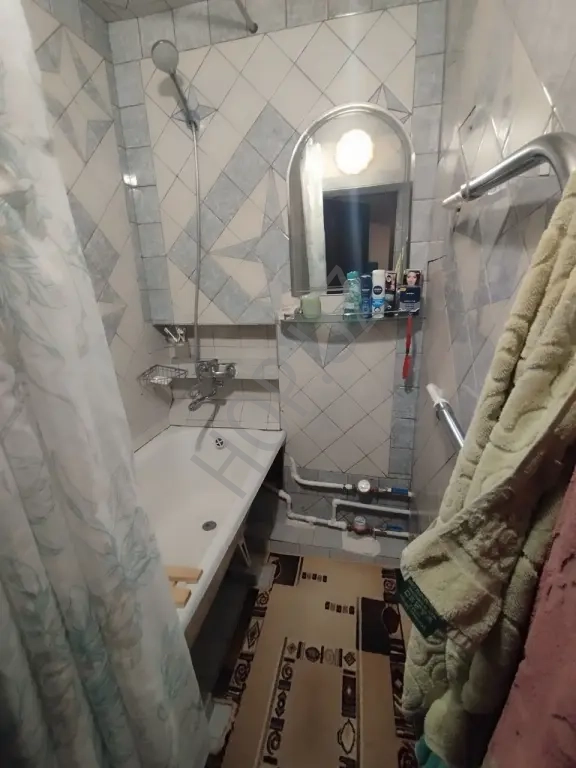 Академ городок. Муминова 4/4/4 80м2