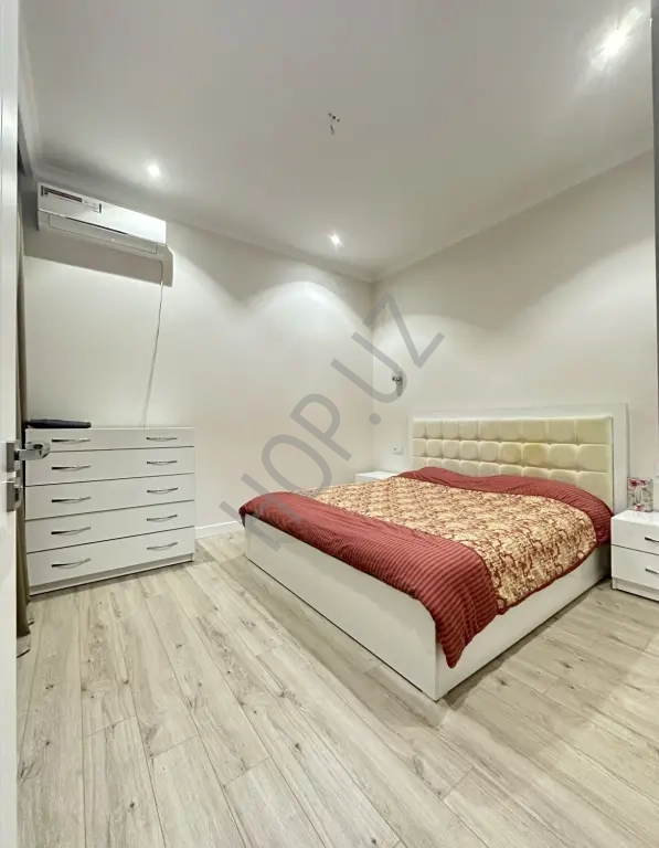 Дурмень Кибрайский район. Таунхаус 3 уровня 250м²