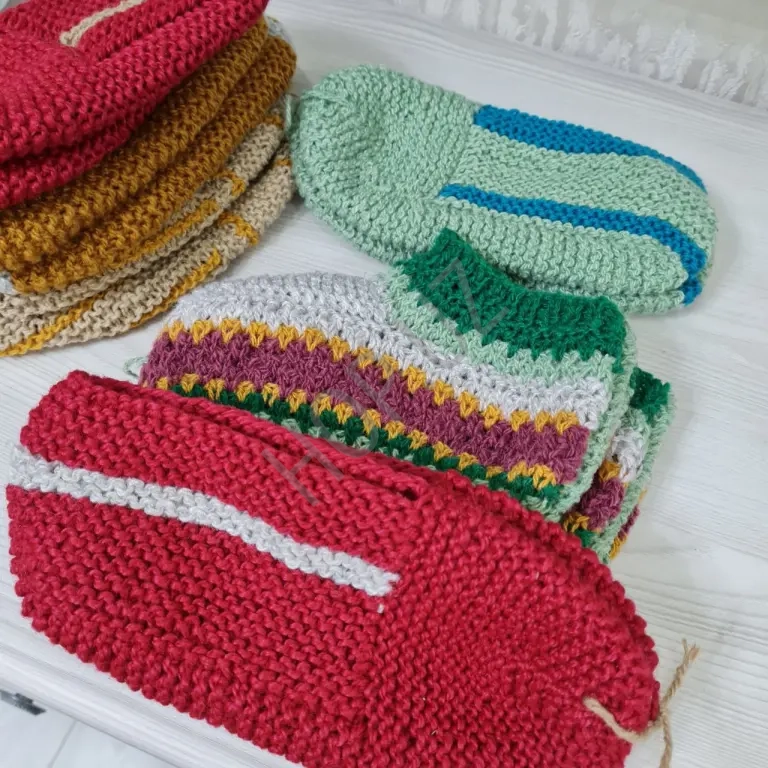 Тапочки вязанные ручной работы