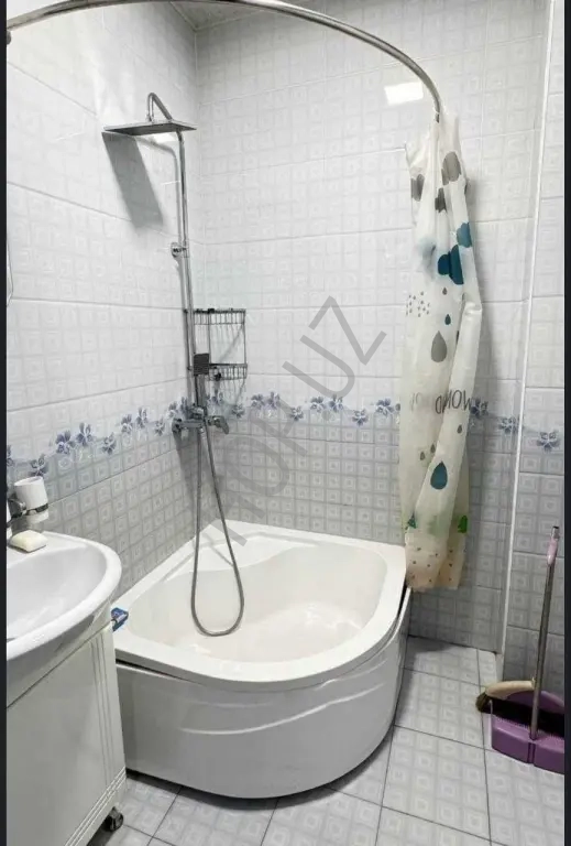 Центр Луначарского Новостройка 2/0+1/4 90м²