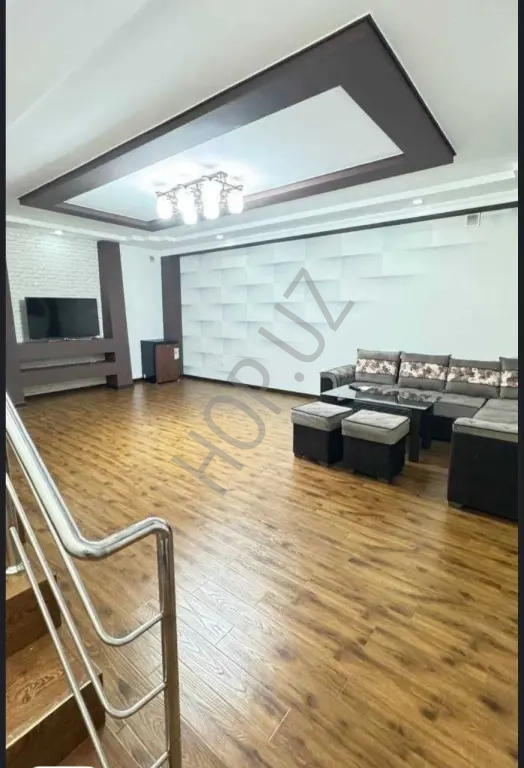 Центр Луначарского Новостройка 2/0+1/4 90м²