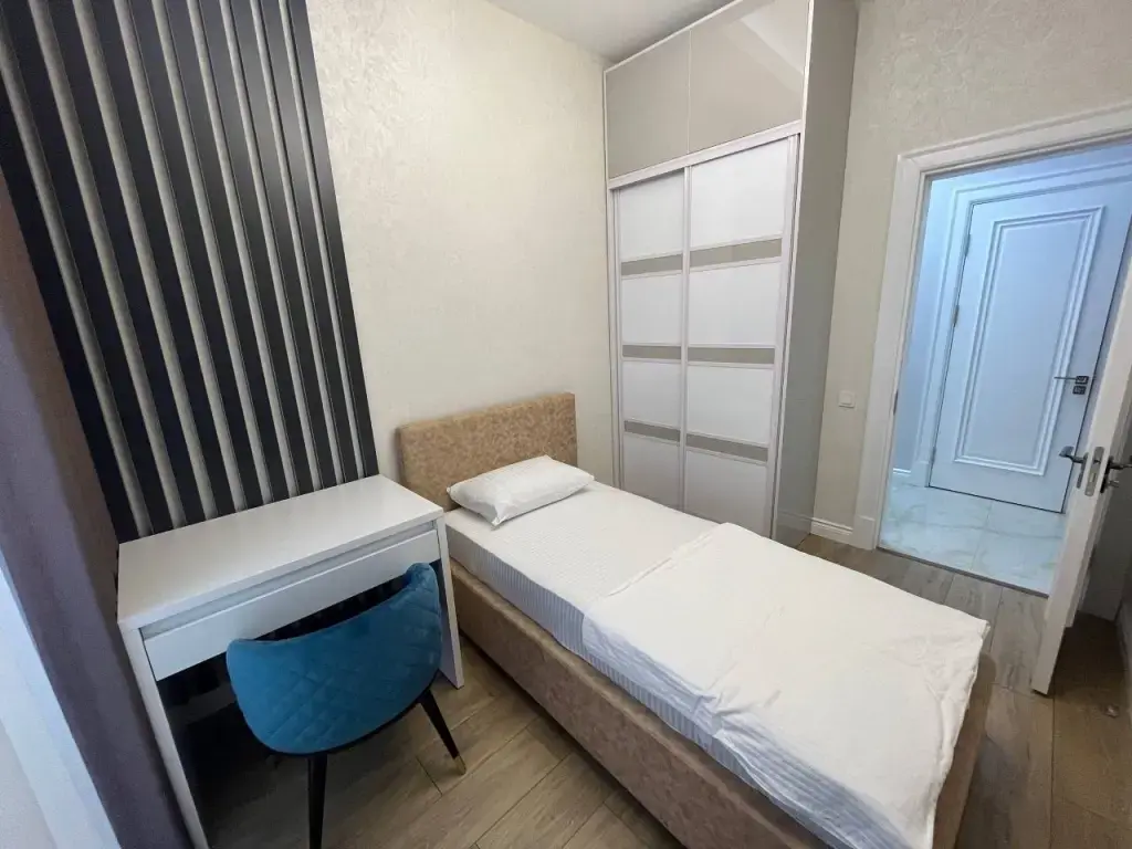 Tashkent City, Boulevard: 3 xonali kvartira ijaraga, 100 m², 6/7