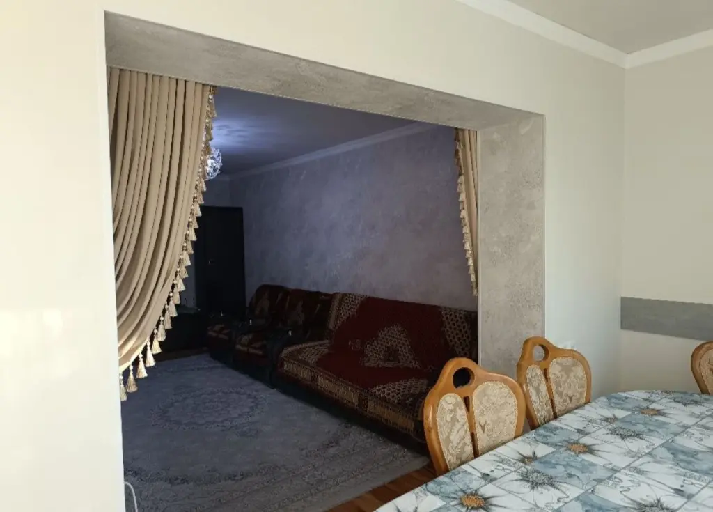 Аркнда. Буюк Ипак Йули 3/5/5. 64м²